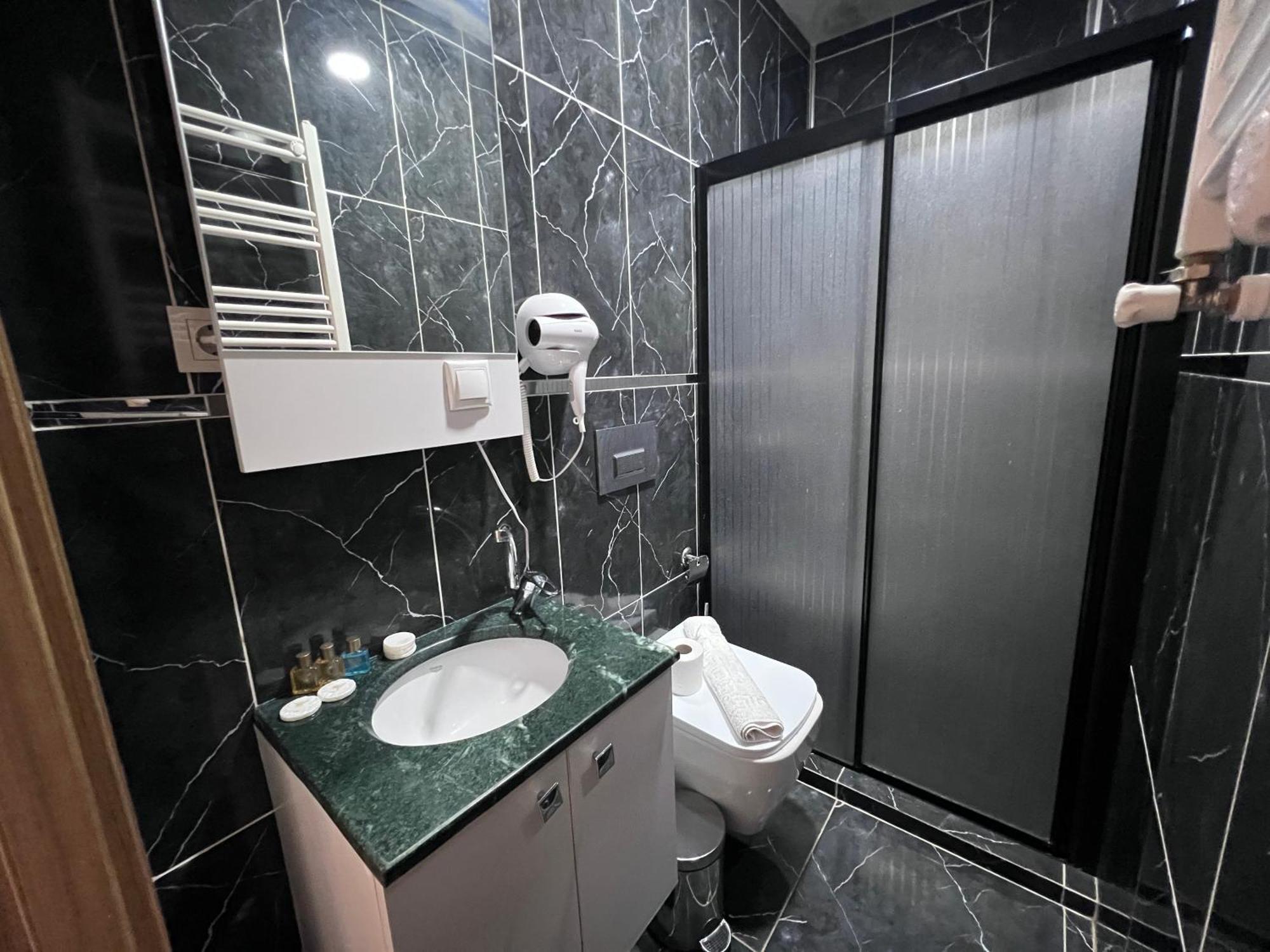 Hotel By Samarkand Travel Agency อิสตันบูล ภายนอก รูปภาพ
